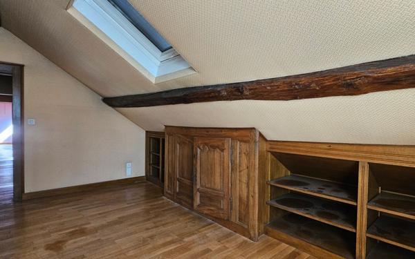 Maison à vendre    5 pièces •  Saint-Marcel