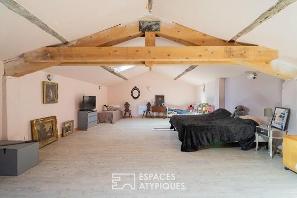 Mas provençal de caractère avec espace de réception et potentiel restaurant à Lambesc