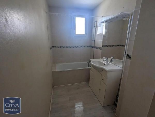 Appartement à louer 4 pièces 64.82m² Villeurbanne (69100)