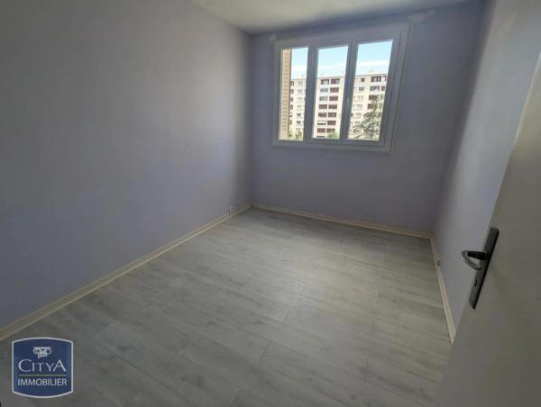 Appartement à louer 4 pièces 64.82m² Villeurbanne (69100)