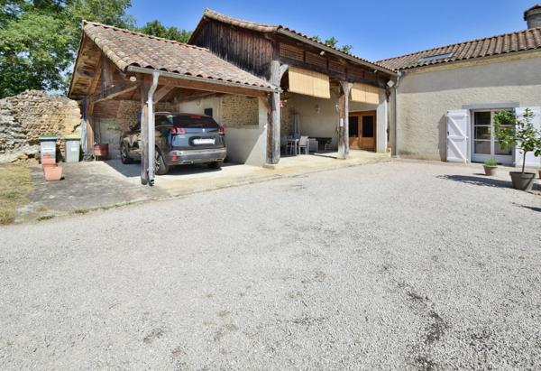 Maison de caractère rénovée dans les Hautes-Pyrénées (65) – Vue imprenable sur les Pyrénées, terrain de 1,7 ha