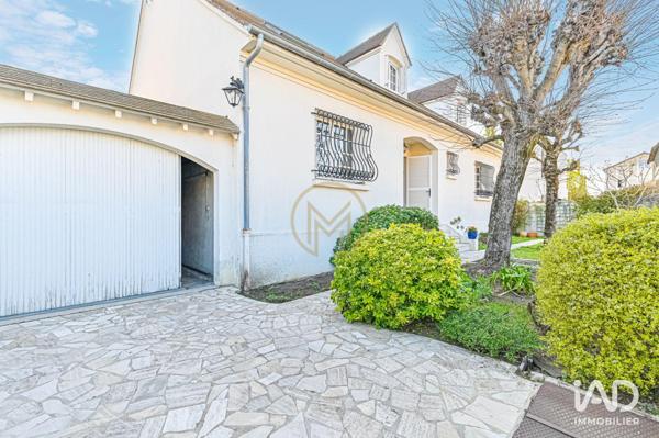 Maison à vendre 8 pièces 220 m² Saint-Maur-des-Fossés