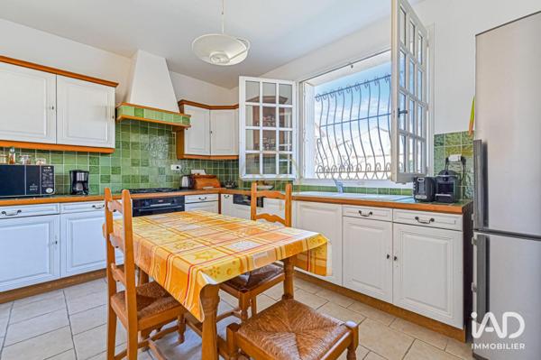 Maison à vendre 8 pièces 220 m² Saint-Maur-des-Fossés