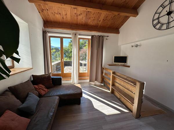 Maison de hameau avec vue