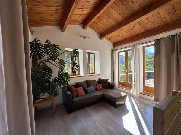 Maison de hameau avec vue