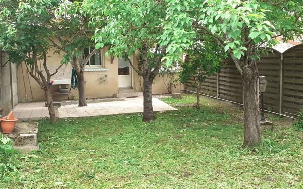 Immeuble à vendre    6 pièces •  Périgueux