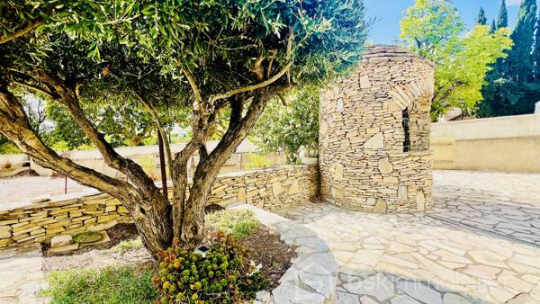 Maison en pierre de 185 m²