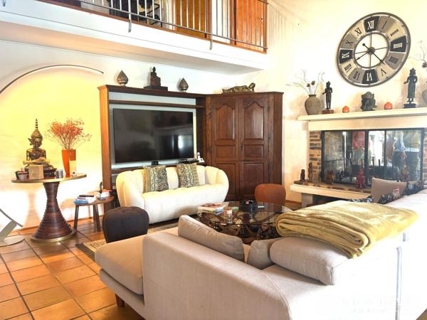 Propriété de charme avec piscine sur terrain 1hectare