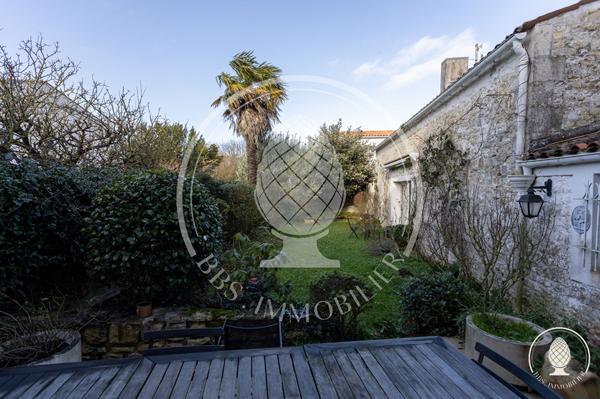 Maison à louer meublée- L'Houmeau - Référence NB540 , L houmeau