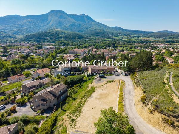 Immobilier Digne-les-Bains (04000) – Terrain constructible 1036m2 – 149 000 €