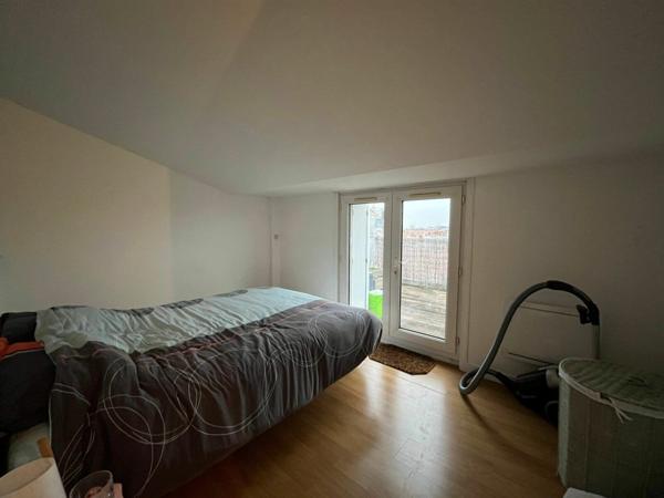 Immeuble à vendre    7 pièces • 105 m2 La Rochelle