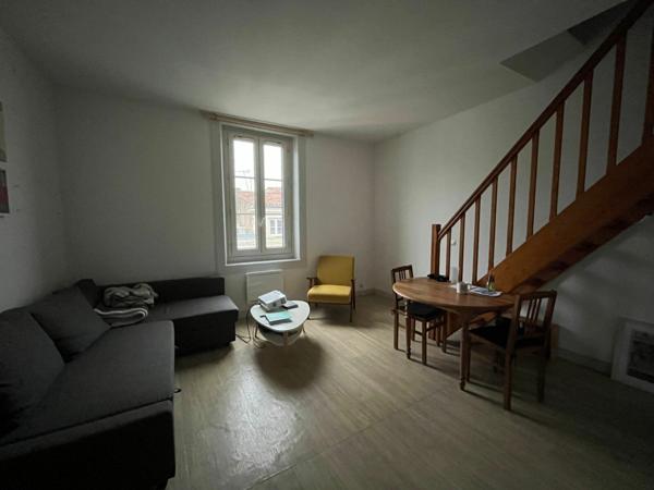 Immeuble à vendre    7 pièces • 105 m2 La Rochelle