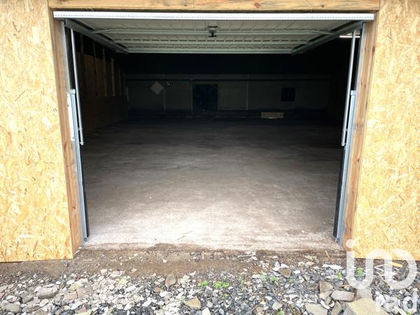 Parking à vendre 213 m² Loireauxence