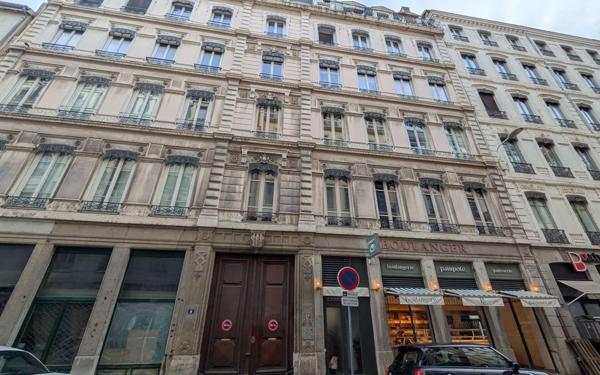 Appartement à vendre    3 pièces • 65,31 m2 Lyon 6