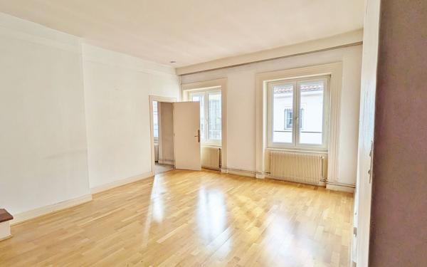 Appartement à vendre    3 pièces • 65,31 m2 Lyon 6