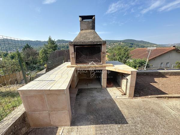 Saint-Affrique (12400) Maison T4 meublée à Saint-Affrique 100 m² hab sur 487m2 terrain