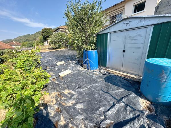 Saint-Affrique (12400) Maison T4 meublée à Saint-Affrique 100 m² hab sur 487m2 terrain