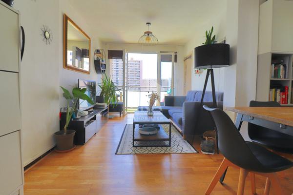 à vendre Appartement 3 pièces traversant avec balcon et vue dégagée ? Marseille 13009