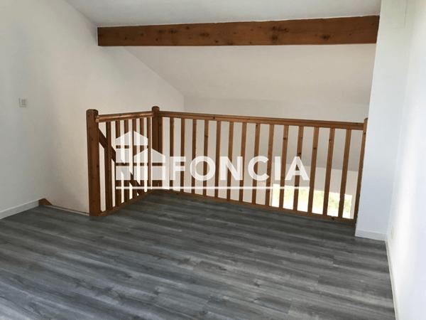Location Appartement 2 pièces 31.96 m² - 10 RUE DU PIN VERT Pessac 33600