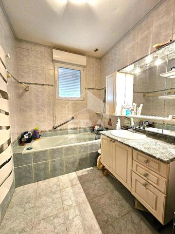 Maison avec jardin à Solignac-sur-Loire actuellement louée 950€ (rentabilité: 5%)