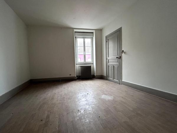 Immeuble 255m² centre Montceau – idéal investisseur