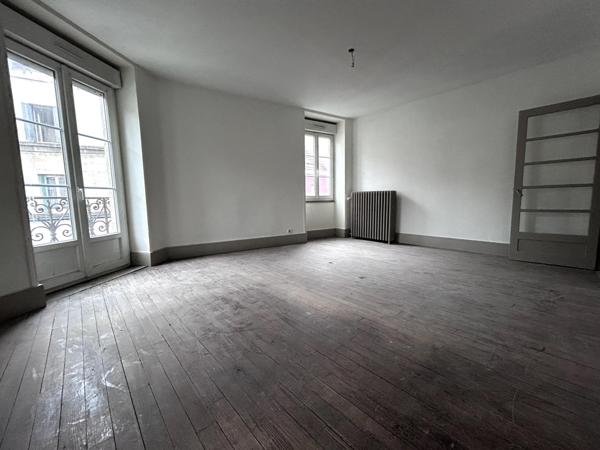 Immeuble 255m² centre Montceau – idéal investisseur