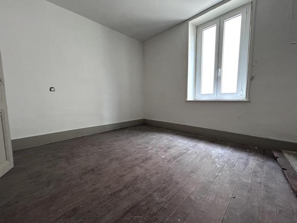 Immeuble 255m² centre Montceau – idéal investisseur