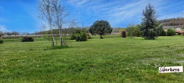 Maison familiale avec 2 hectares de terrain