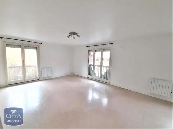 Appartement à louer 4 pièces 76.52m² Lille (59000)
