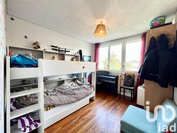 Appartement 5 pièces de 79 m² à Saint-Jacques-de-la-Lande (35136)
