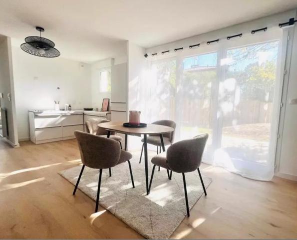 Toulouse (31200) ROSERAIE T5 TRIPLEX TERRASSE ET JARDIN