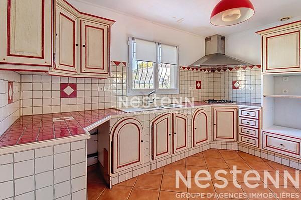 Maison Vidauban 4 pièces 100 m2- Terrain 1718m2- Garage 41m2