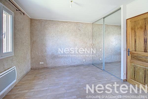 Maison Vidauban 4 pièces 100 m2- Terrain 1718m2- Garage 41m2