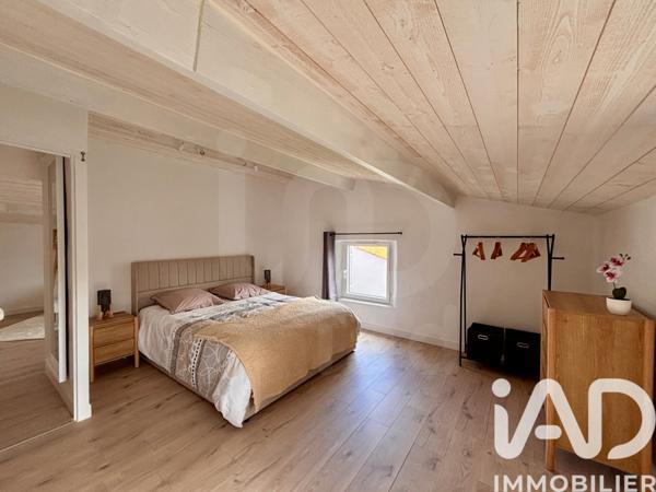 Maison à vendre 6 pièces 204 m² Médis