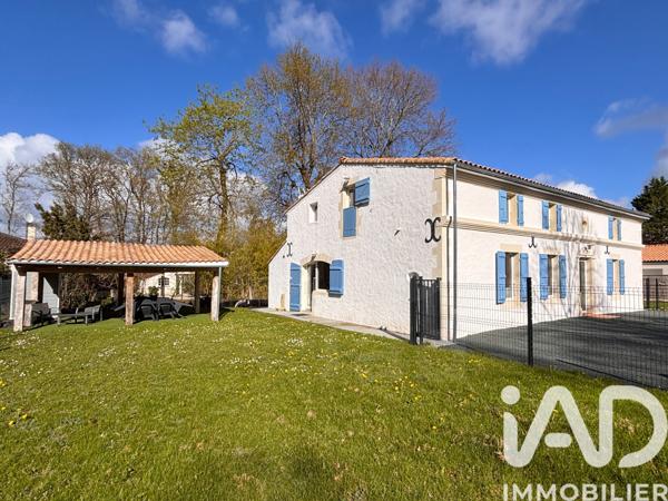 Maison à vendre 6 pièces 204 m² Médis