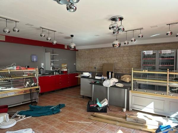 Local commercial Rochefort 166 m2