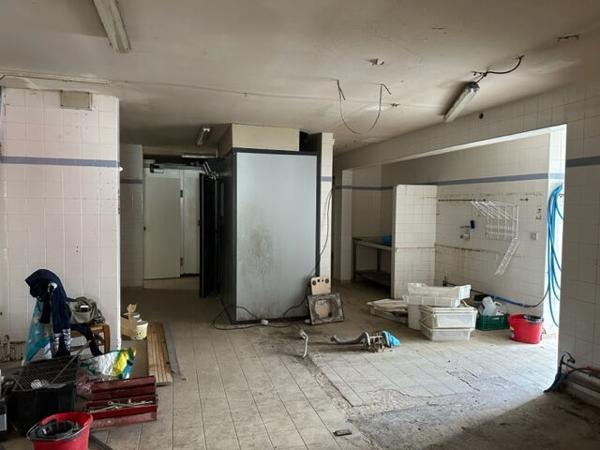 Local commercial Rochefort 166 m2