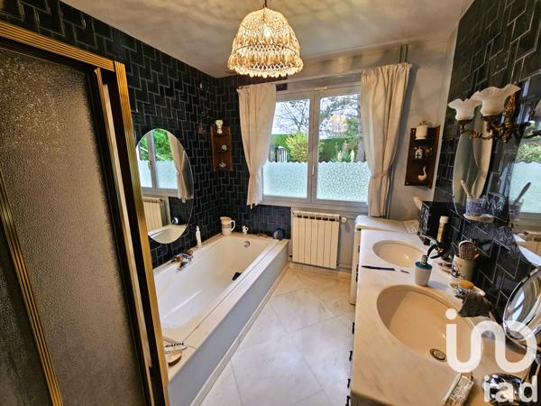 Maison à vendre 7 pièces 183 m² Dormans