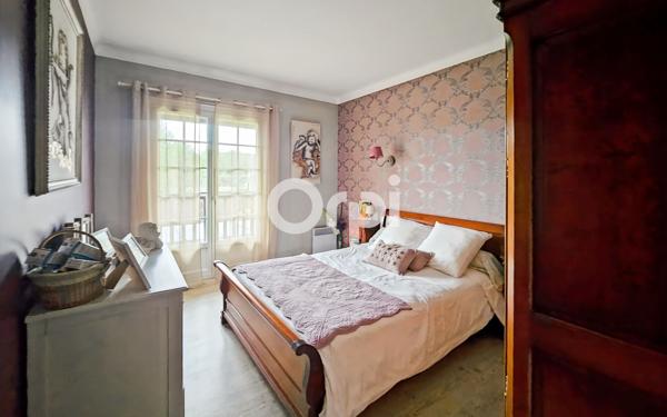 Maison à vendre    6 pièces •  Oloron-Sainte-Marie