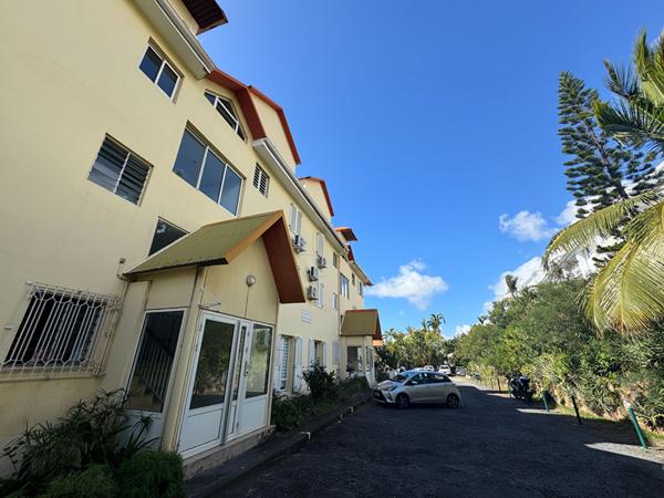 97400 SAINT DENIS A LOUER - Saint-Denis - Appartement T1 avec vue mer exceptionnelle