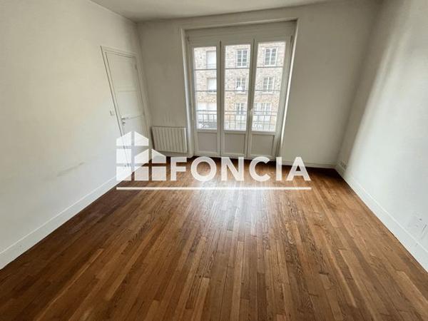 Location Appartement 2 pièces 62.06 m² - 45 RUE DU 6 JUIN Flers 61100