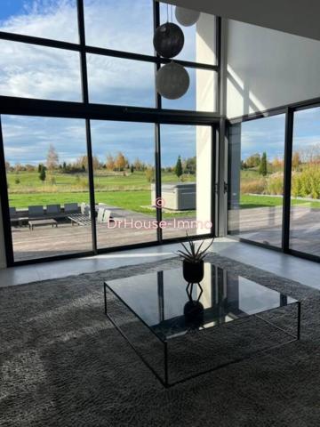 Maison à vendre 8 pièces de 225 m²