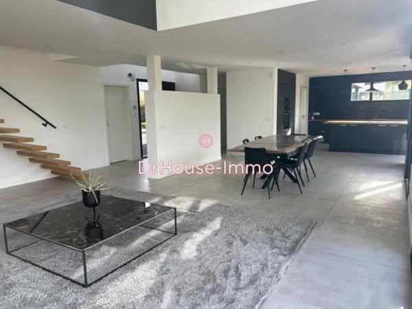 Maison à vendre 8 pièces de 225 m²