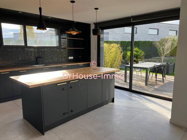 Maison à vendre 8 pièces de 225 m²