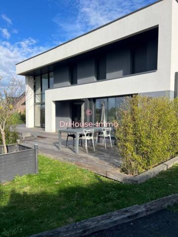 Maison à vendre 8 pièces de 225 m²