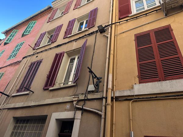 A VENDRE 13400 AUBAGNE APPARTEMENT TYPE 2 de 33 M²