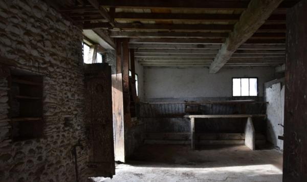 Maison de caractère à vendre 6 pièces (64)