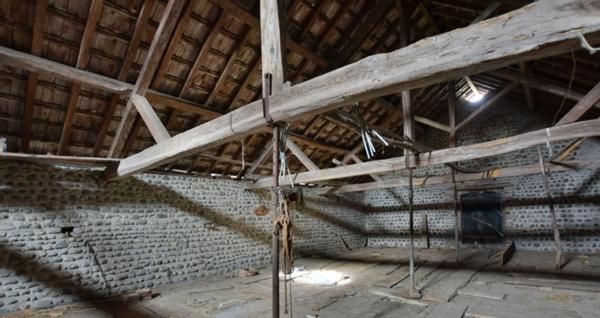 Maison de caractère à vendre 6 pièces (64)