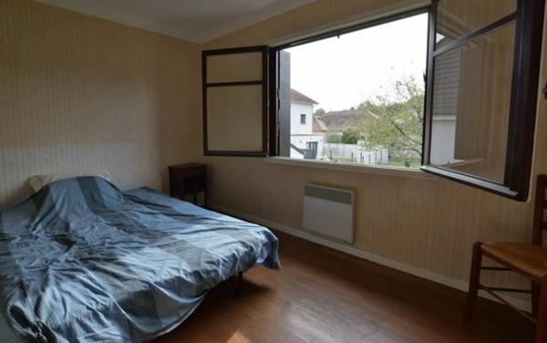 Maison de caractère à vendre 6 pièces (64)