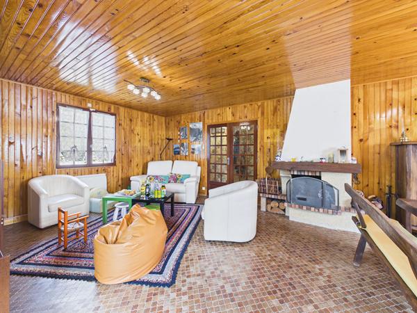 Vivre au calme : charmante maison avec grand terrain
